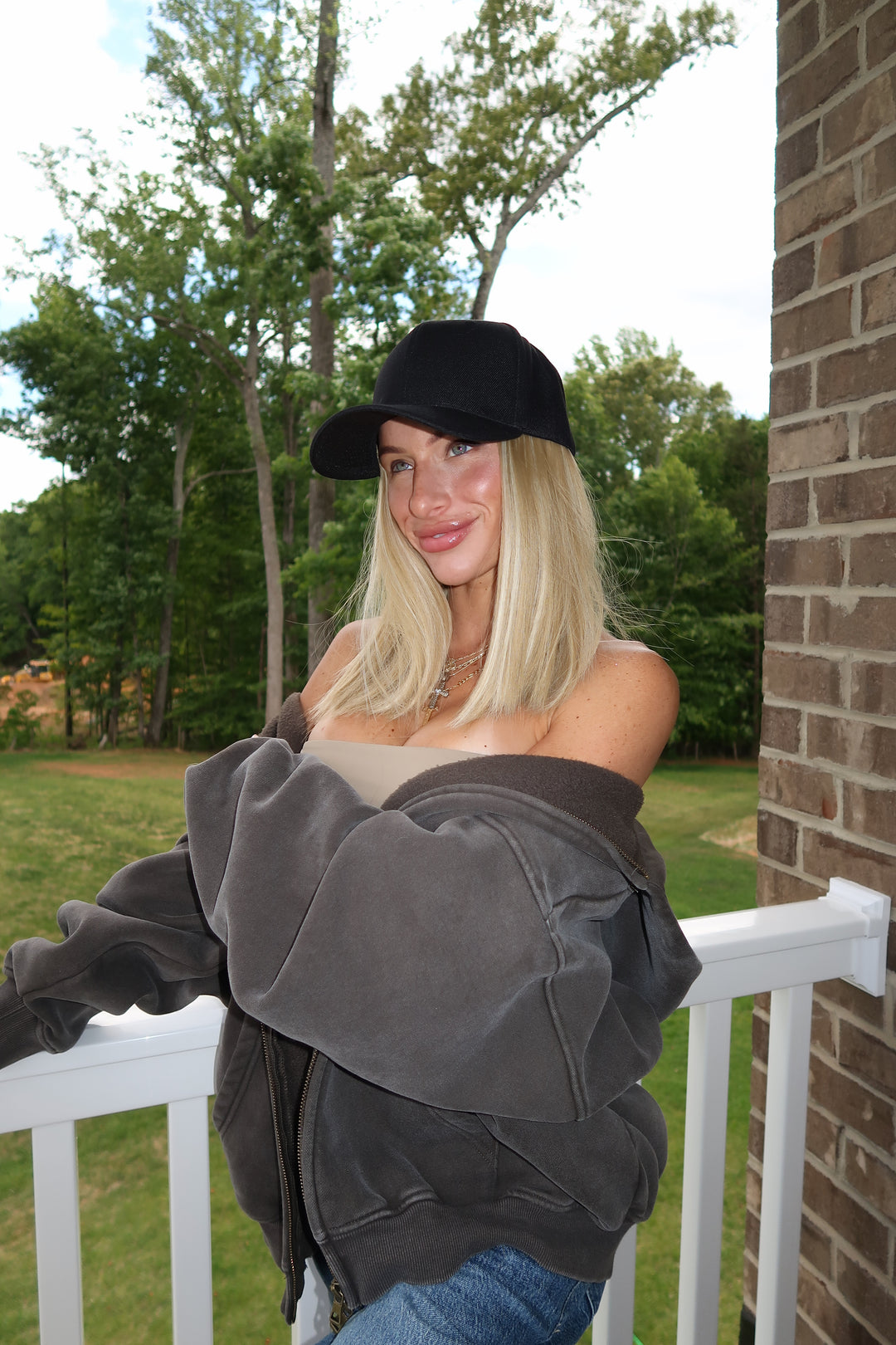 HARPER: Premium Synthetic Wig